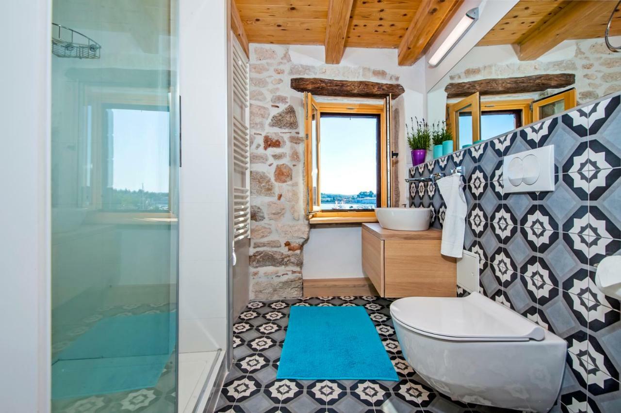 Adriatic Seaview Studio Ровин Екстериор снимка